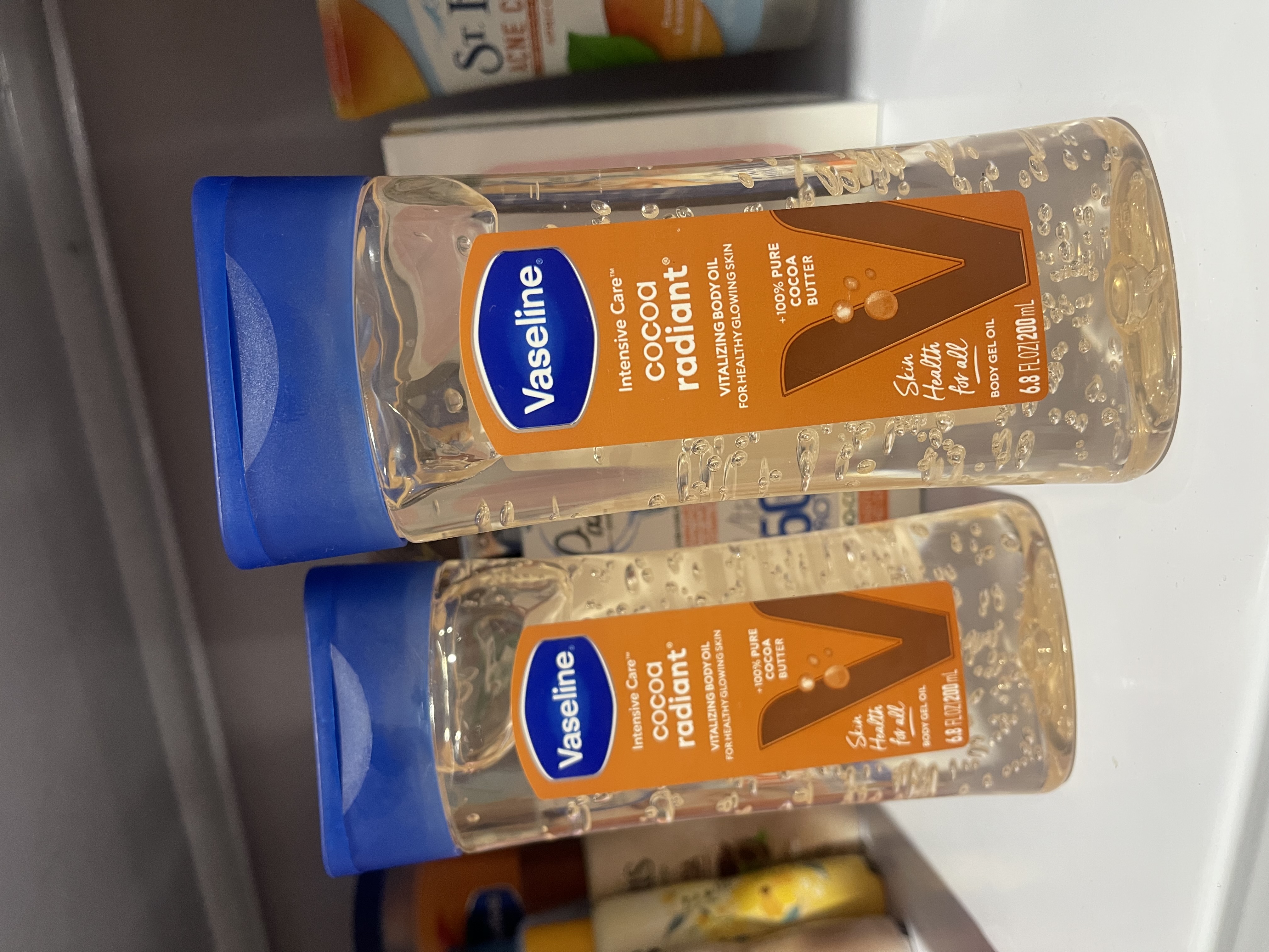 روغن ژل بدن کاکائو ۲۰۰ میل اصلی سری Intensive Care Cocoa Radiant